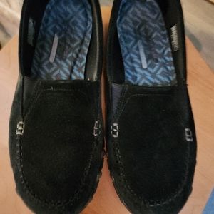 Skechers shoes size 9.5